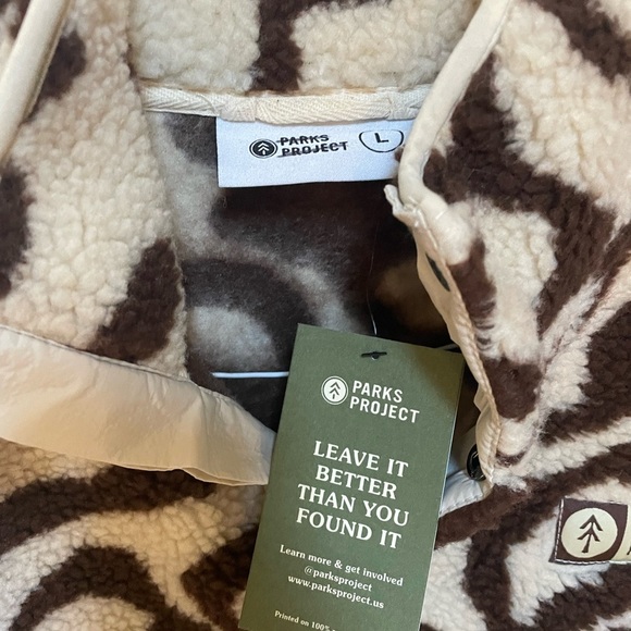 NWT Parks Projects UO Exclusive Geysers Trail High Pile Fleece Sweatshirt Size L - Picture 15 of 15